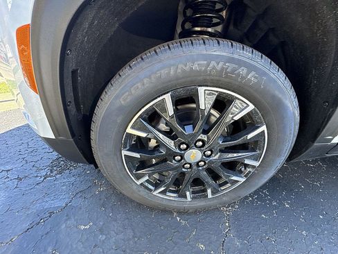 New 2026 Chevrolet Traverse LT w/ Sun and Wheel Package image 5