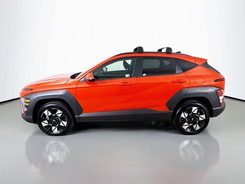 Used 2025 Hyundai Kona SEL AWD/4WD image 4