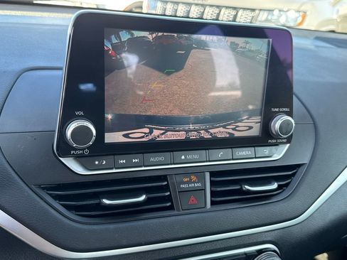 Used 2021 Nissan Altima 2.5 SV image 30