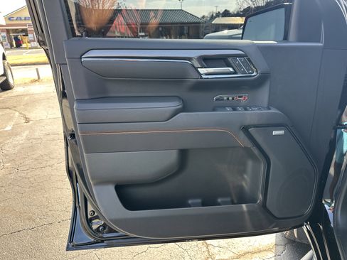 Used 2023 GMC Sierra 1500 AT4 w/ AT4 Premium Package image 10