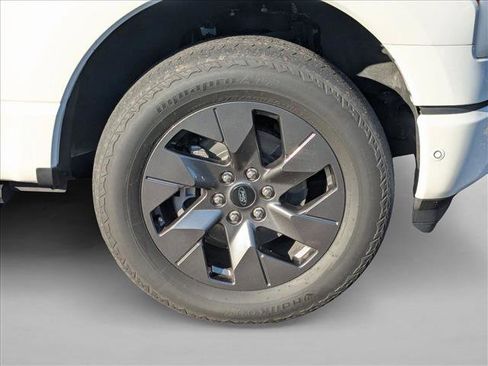 Used 2023 Ford F150 Lightning Lariat w/ Equipment Group 511A High image 13