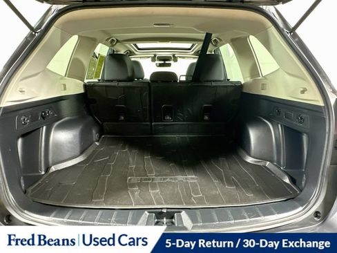 Used 2020 Subaru Forester Premium AWD/4WD image 31