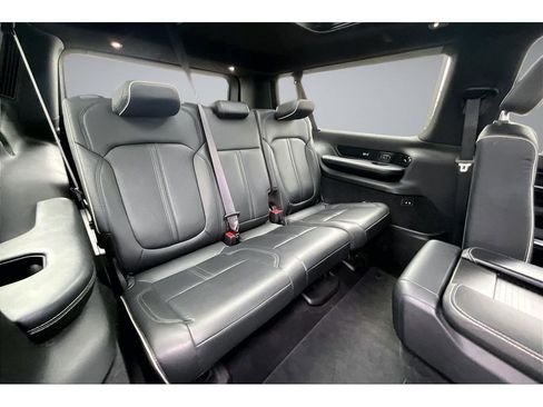Used 2024 Jeep Grand Wagoneer L Series II w/ Quick Order Packagew 28T AWD/4WD image 29