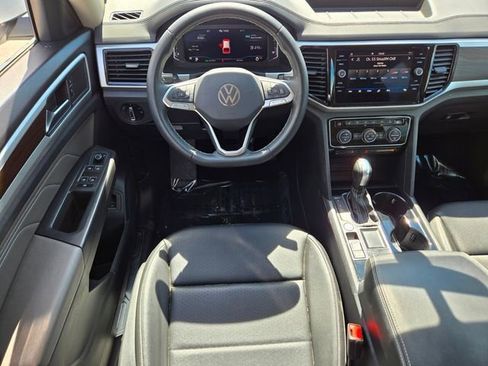 Used 2023 Volkswagen Atlas SE FWD image 17