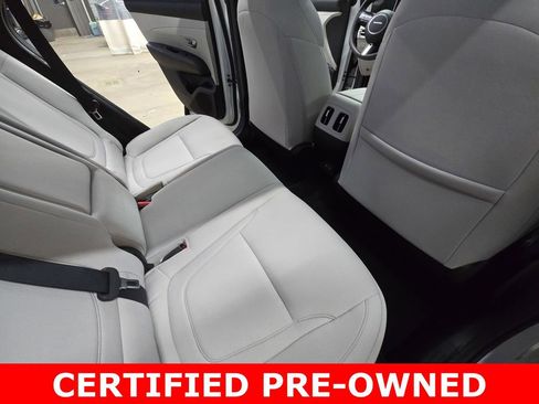 Certified 2025 Hyundai Tucson SEL AWD/4WD image 12
