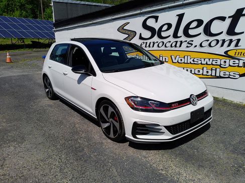 Used 2019 Volkswagen GTI SE w/ SE Experience Package FWD image 2