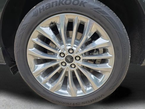 Used 2024 Ford Edge Titanium w/ Titanium Elite Package image 24