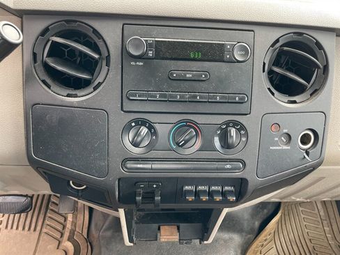Used 2009 Ford F350 XL RWD image 12