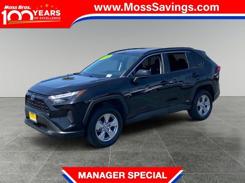 Used 2024 Toyota RAV4 LE AWD/4WD image 1