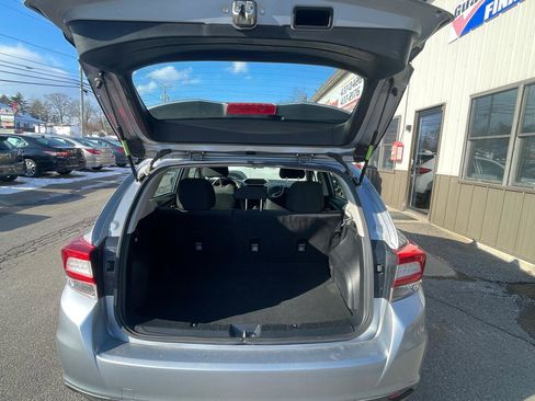Used 2019 Subaru Impreza 2.0i image 8