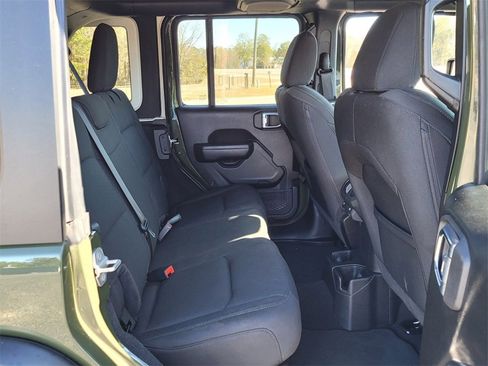 Used 2021 Jeep Wrangler Unlimited Willys image 13