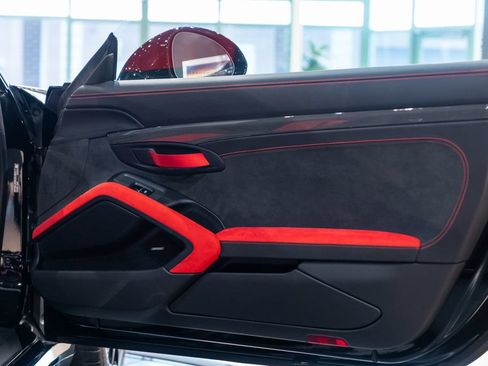 Used 2018 Porsche 911 GT2 RS RWD image 57