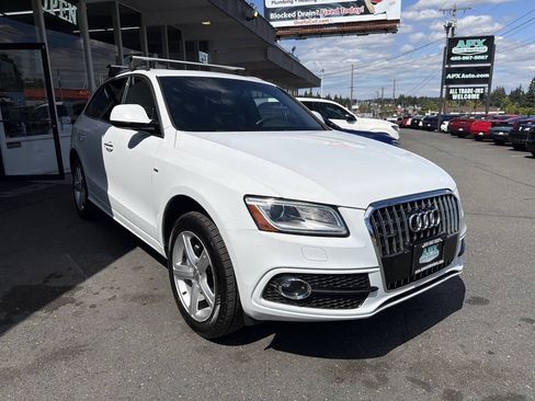 Used 2017 Audi Q5 2.0T Premium Plus w/ Technology Package AWD/4WD image 12