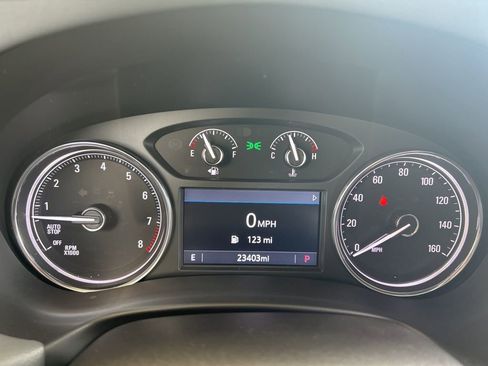 Used 2023 Buick Enclave Essence FWD image 21