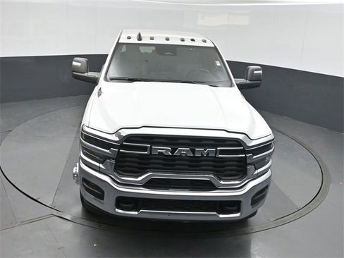 New 2026 RAM 3500 Tradesman w/ Chrome Appearance Group image 35