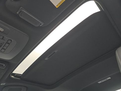 Certified 2025 Toyota Camry SE image 23