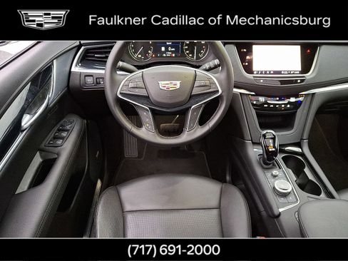 Certified 2025 Cadillac XT5 Premium Luxury image 11