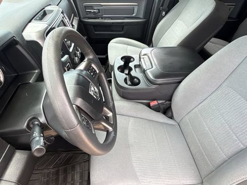 Used 2021 RAM 1500 Classic SLT RWD image 18