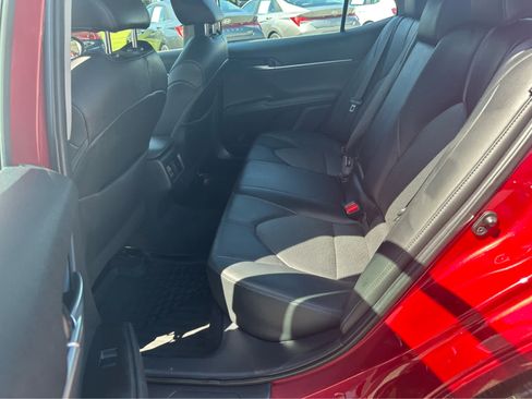 Used 2021 Toyota Camry XLE w/ Navigation Package FWD image 13