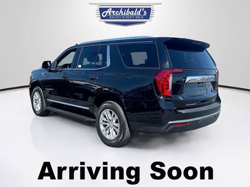 Used 2022 GMC Yukon SLT w/ SLT Luxury Package AWD/4WD image 3