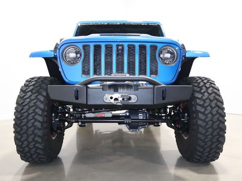 Used 2023 Jeep Gladiator Rubicon w/ LED Lighting Group image 9