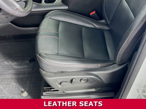 Used 2021 Chevrolet Tahoe RST w/ Luxury Package image 4