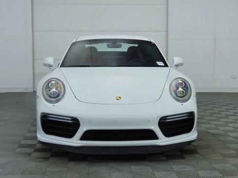 Used 2018 Porsche 911 Turbo image 2