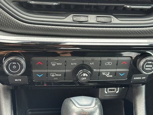 Used 2023 Jeep Compass Trailhawk image 24