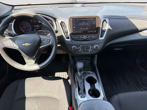 Used 2024 Chevrolet Malibu LT FWD image 18