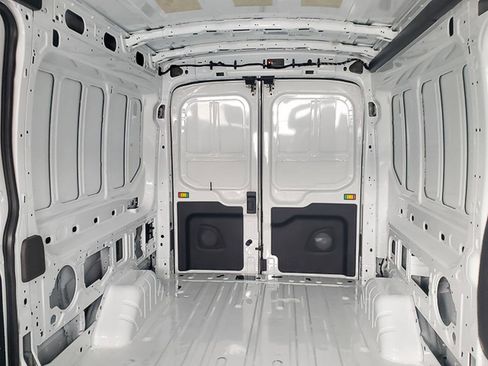 New 2026 Ford Transit 250 148 Medium Roof image 9