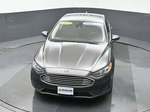 Used 2019 Ford Fusion SE image 24