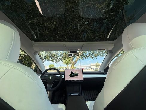 Used 2023 Tesla Model 3 Standard Range RWD image 25
