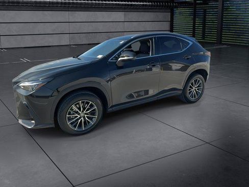 Certified 2024 Lexus NX 250 FWD w/ Towing Package (2000 Lbs) image 5