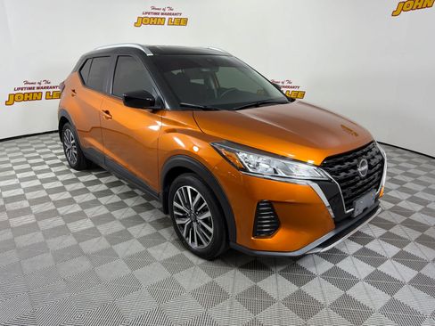 Certified 2023 Nissan Kicks SV w/ Interior Electronics Package FWD image 8