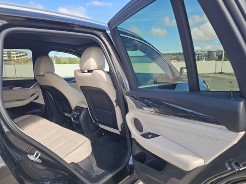 Used 2020 BMW X3 xDrive30i w/ Executive Package image 13