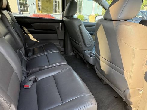 Used 2015 Honda Odyssey EX-L image 19