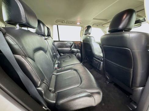 Used 2022 Nissan Armada SL image 36