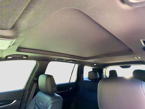 Used 2024 Cadillac XT6 Premium Luxury image 29