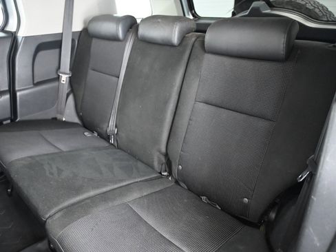 Used 2007 Toyota FJ Cruiser 4WD image 30