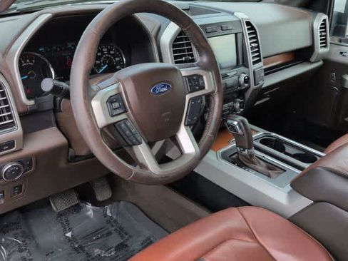 Used 2019 Ford F150 King Ranch w/ Equipment Group 601A Luxury AWD/4WD image 10