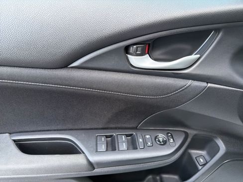 Used 2020 Honda Insight EX image 12