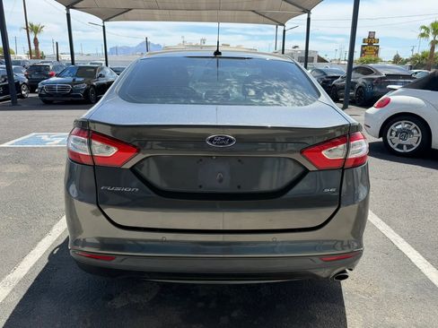 Used 2016 Ford Fusion SE FWD image 7