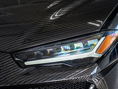 Used 2022 Lamborghini Urus image 14