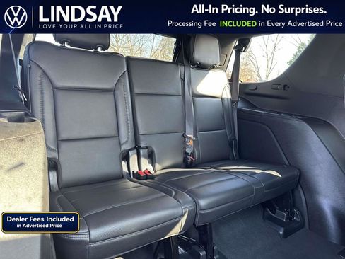 Used 2021 GMC Yukon Denali w/ Advanced Technology Package AWD/4WD image 14