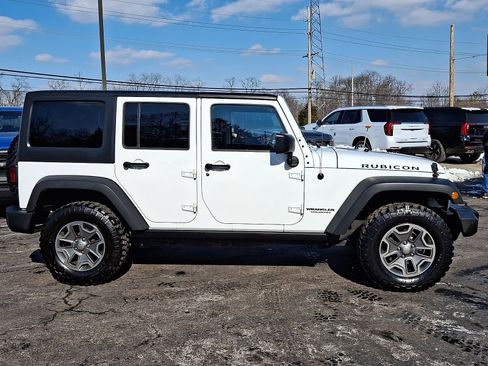 Used 2017 Jeep Wrangler Unlimited Rubicon w/ Cold Weather Group image 7