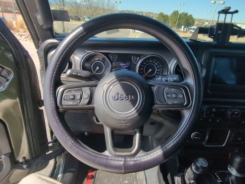 Used 2022 Jeep Wrangler Unlimited Sport AWD/4WD image 13