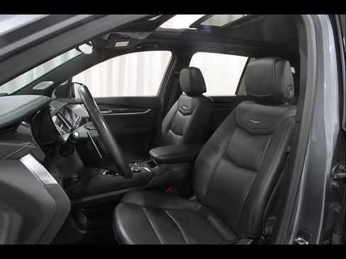 Used 2021 Cadillac XT6 Sport AWD/4WD image 5