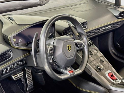 Used 2017 Lamborghini Huracan LP 580-2 RWD image 15