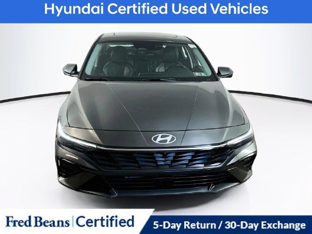 Certified 2024 Hyundai Elantra Limited FWD image 2