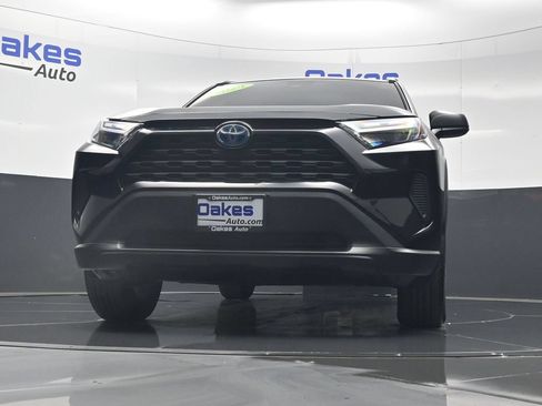 Used 2024 Toyota RAV4 LE AWD/4WD image 39